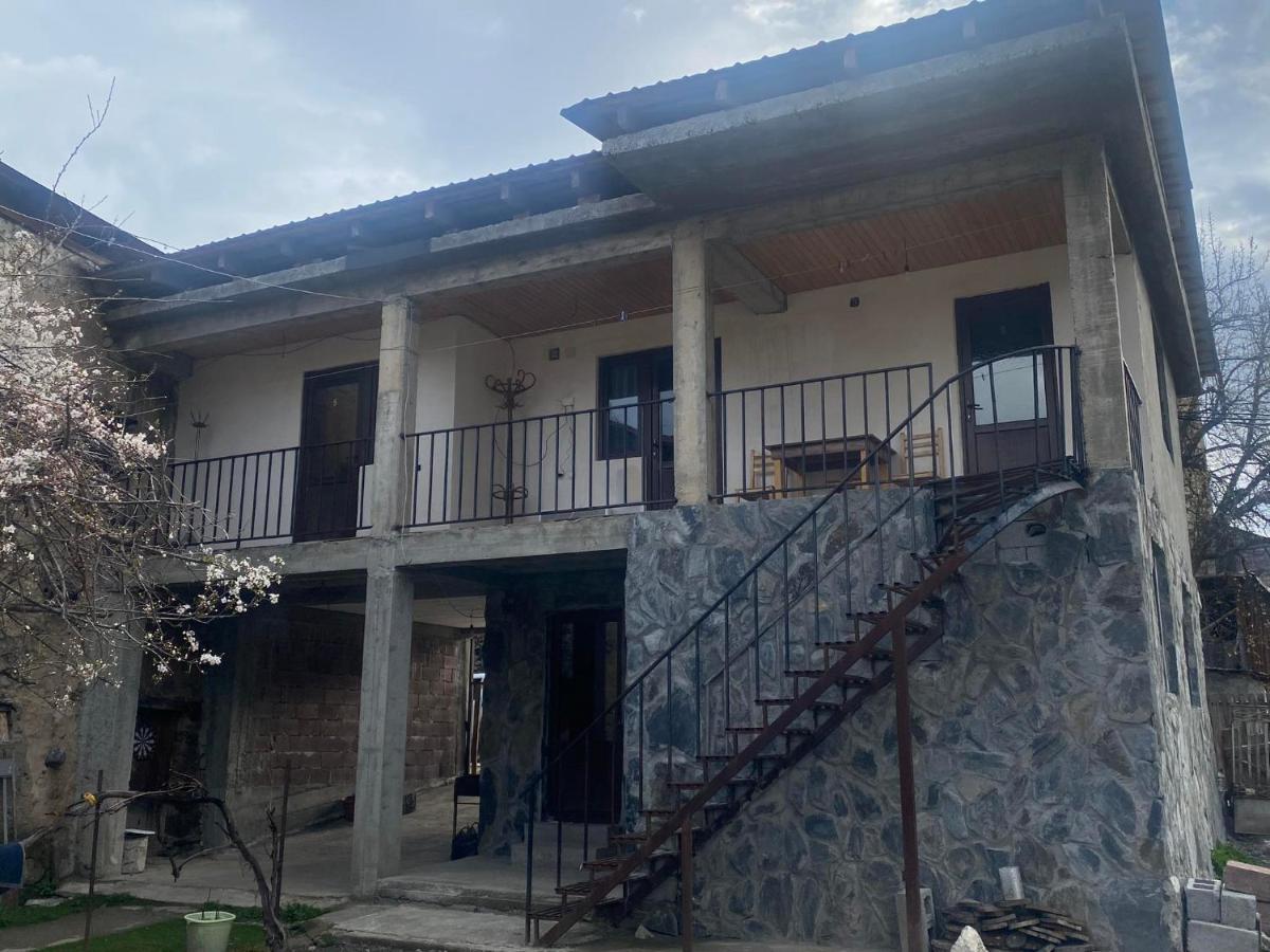 Guesthouse Venera Mestia Exterior photo