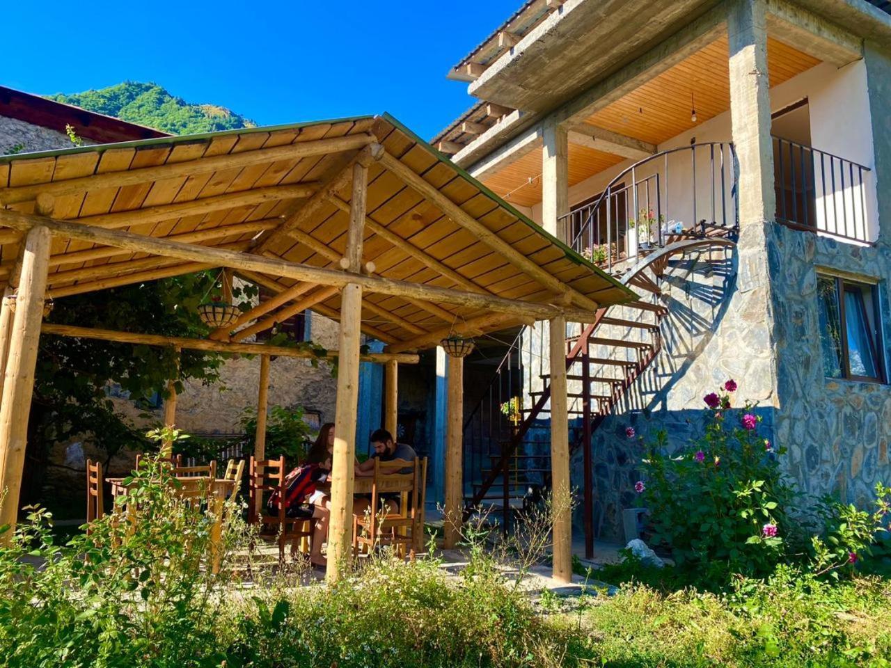 Guesthouse Venera Mestia Exterior photo